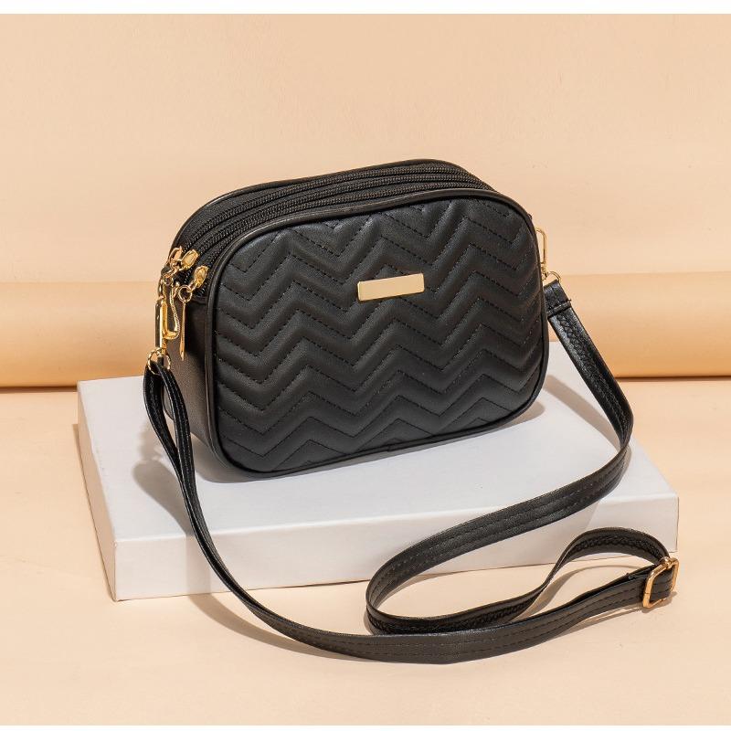large capacity three zipper messenger bag, new fashionable and simple -shaped rhombus heart-shaped embroidered monochrome camera bag 20.5*8*14.5
large capacity three zipper messenger bag, new fashionable and simple -shaped rhombus heart-shaped embroidered monochrome camera bag 20.5*8*14.5