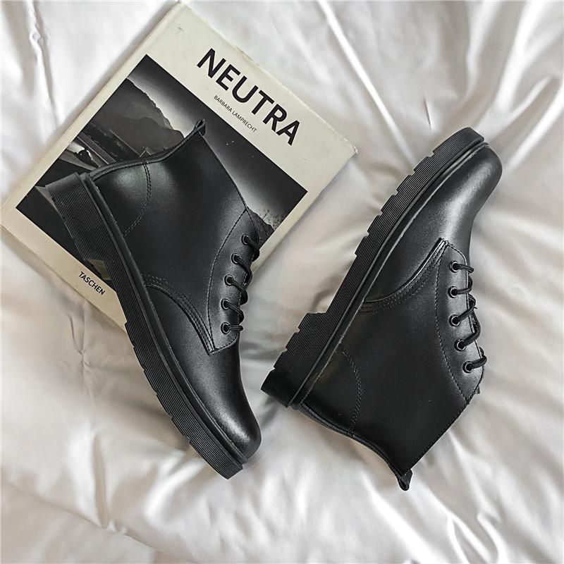 Large size leather shoes new high-top Martin shoes men and women couple short boots black tooling big head trendy casual shoes 36
Large size leather shoes new high-top Martin shoes men and women couple short boots black tooling big head trendy casual shoes 36