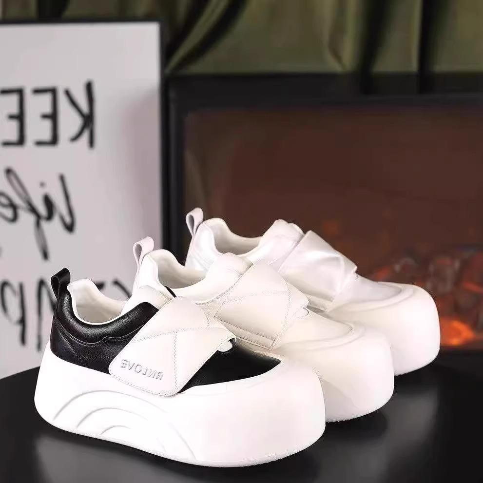 Thick-soled casual board shoes women s muffin heightening versatile sports soft-soled white shoes 40
Thick-soled casual board shoes women s muffin heightening versatile sports soft-soled white shoes 40