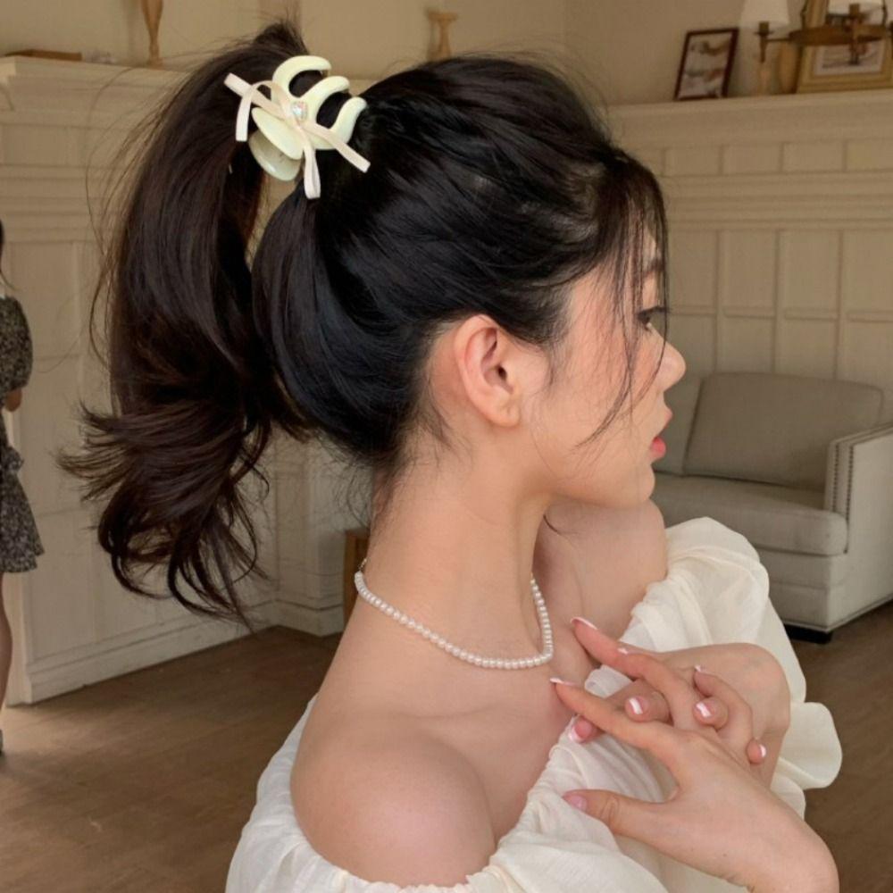 Love Heart Zircon Korean Style Hair Clip Hair Accessories Small Hair Crab Clip Bow Hair Claw
Love Heart Zircon Korean Style Hair Clip Hair Accessories Small Hair Crab Clip Bow Hair Claw
