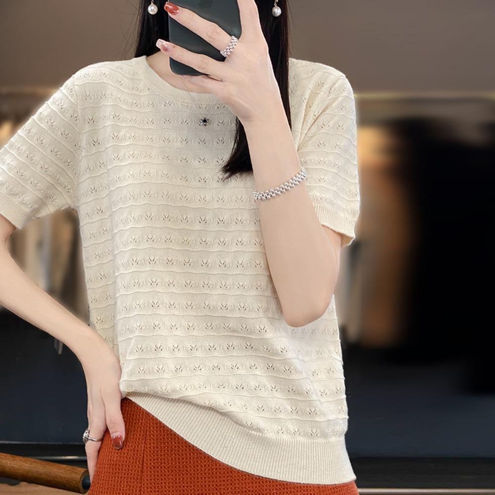 2026 Summer New Short-sleeved Women s Thin Hollow Loose Large Size T-shirt Round Neck Solid Half-sleeved Top S
2026 Summer New Short-sleeved Women s Thin Hollow Loose Large Size T-shirt Round Neck Solid Half-sleeved Top S
