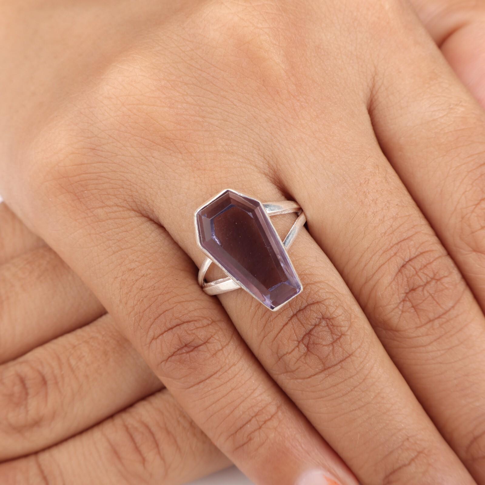 Natural Iolite Gemstone 925Sterling Silver Jewelry Handmade Stylish Ring For Her RR-47-7 13
Natural Iolite Gemstone 925Sterling Silver Jewelry Handmade Stylish Ring For Her RR-47-7 13