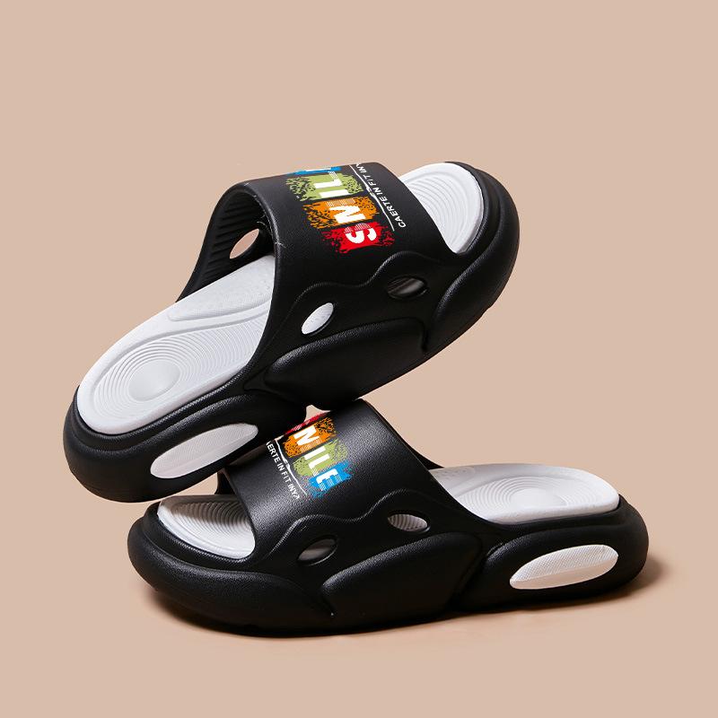 Slippers men s and women s thick bottom stepping on shit feeling EVA outer wear non-slip heightening one-word drag beach sandals slippers 36-37 чорний
Slippers men s and women s thick bottom stepping on shit feeling EVA outer wear non-slip heightening one-word drag beach sandals slippers 36-37 чорний