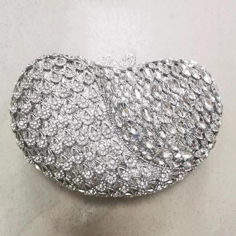 Gold Metal Red Rhinestone Wedding Purses Bag Luxury Heart-Shaped Women Tail Diamond Crystal Clutches Bags Lady Girls Handbag 18.5cmX12cmX7cm серебряный
Gold Metal Red Rhinestone Wedding Purses Bag Luxury Heart-Shaped Women Tail Diamond Crystal Clutches Bags Lady Girls Handbag 18.5cmX12cmX7cm серебряный