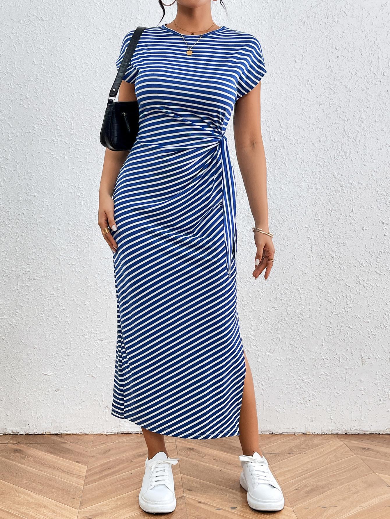 Women s Striped Midi Dress with Tie Waist and Side Slit XXL синій
Women s Striped Midi Dress with Tie Waist and Side Slit XXL синій