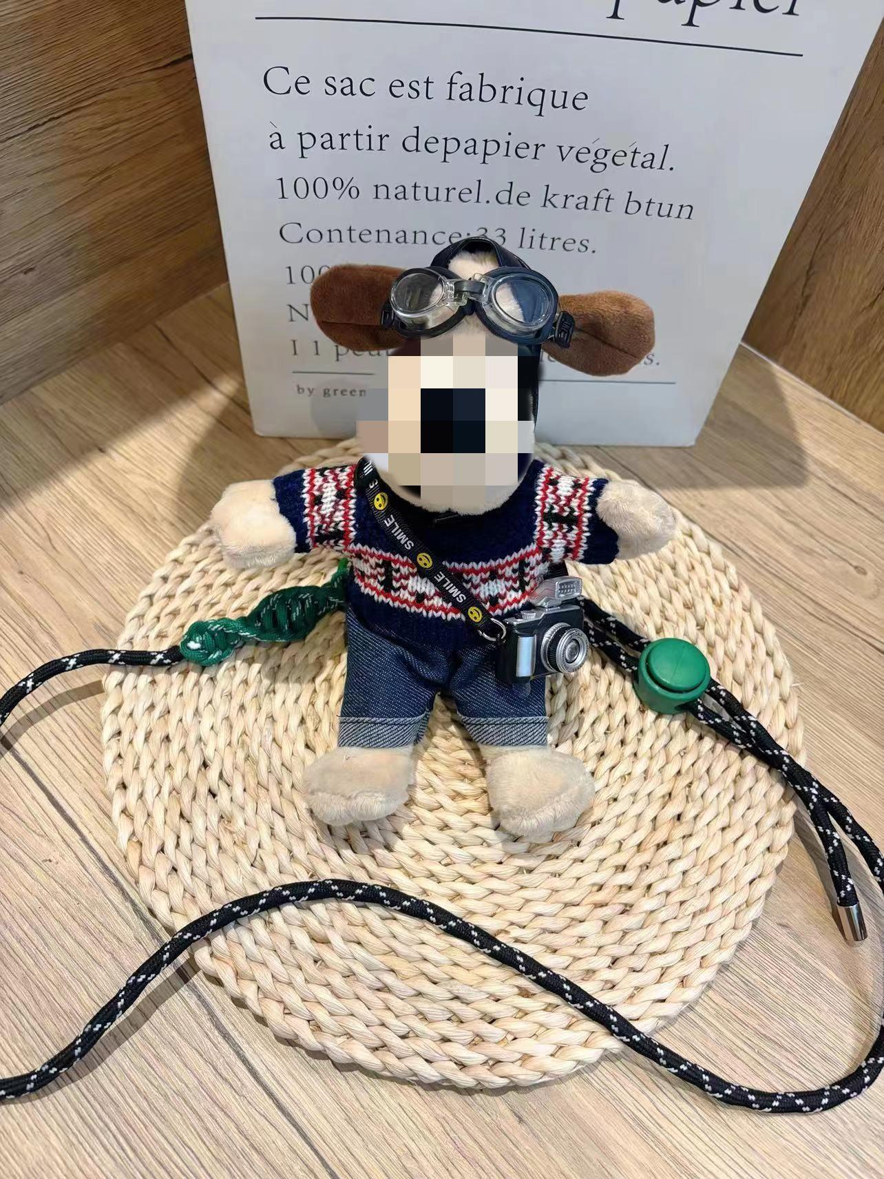 23 см большой плюшевый кулон-клипса в виде собаки-пилота через плечо
23 см большой плюшевый кулон-клипса в виде собаки-пилота через плечо