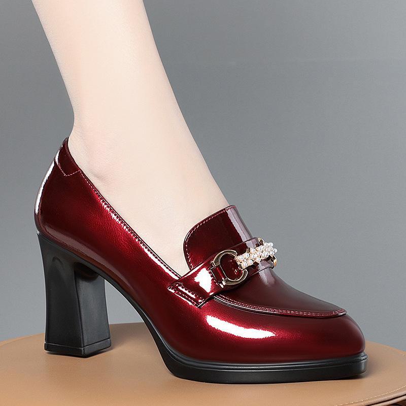 «Женские красные кожаные туфли на среднем каблуке с острым носком 2023 года для зрелых женщин — идеальный вариант для весны и осени». YML377; 37 чёрный
«Женские красные кожаные туфли на среднем каблуке с острым носком 2023 года для зрелых женщин — идеальный вариант для весны и осени». YML377; 37 чёрный