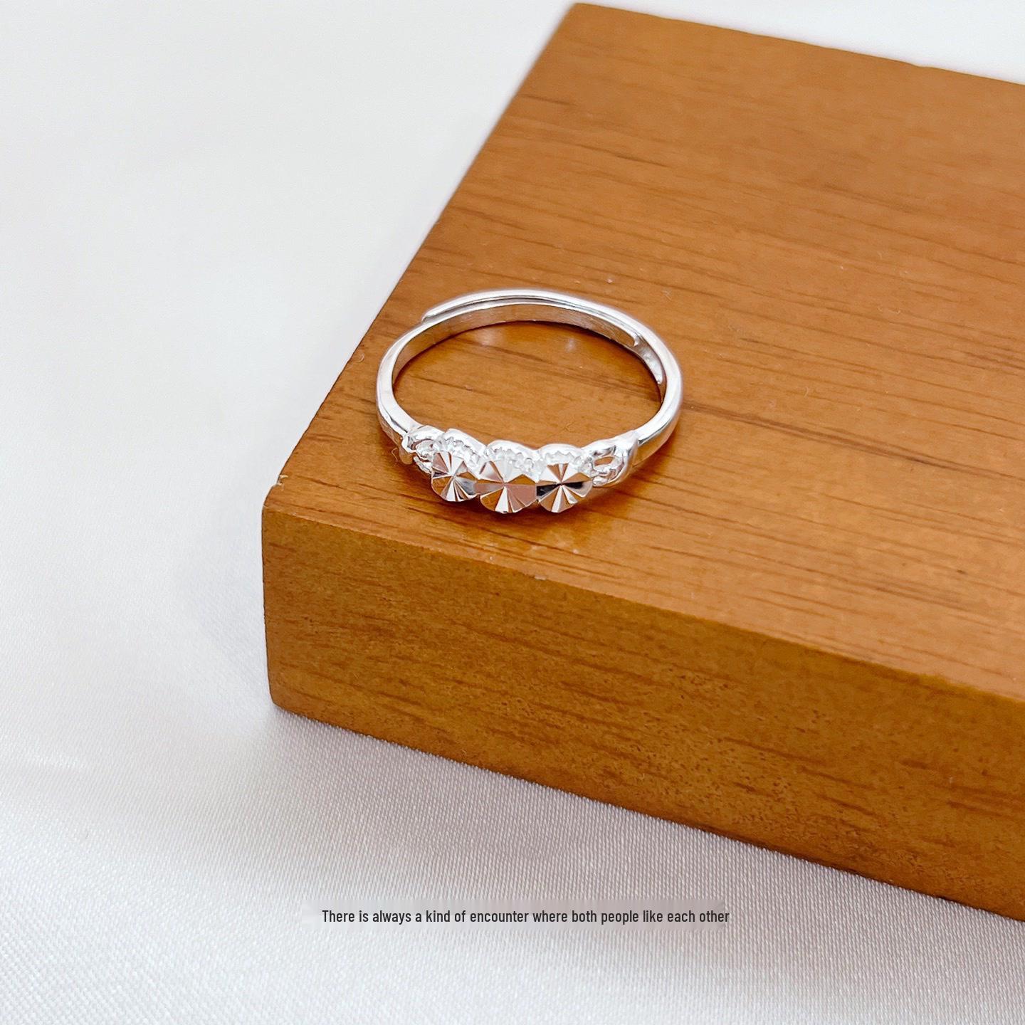 S990 Sterling Silver Heart-to-Heart Adjustable Open Ring - European & American Fashion, Carved Heart-Shaped Design for Women Open Adjustable
S990 Sterling Silver Heart-to-Heart Adjustable Open Ring - European & American Fashion, Carved Heart-Shaped Design for Women Open Adjustable