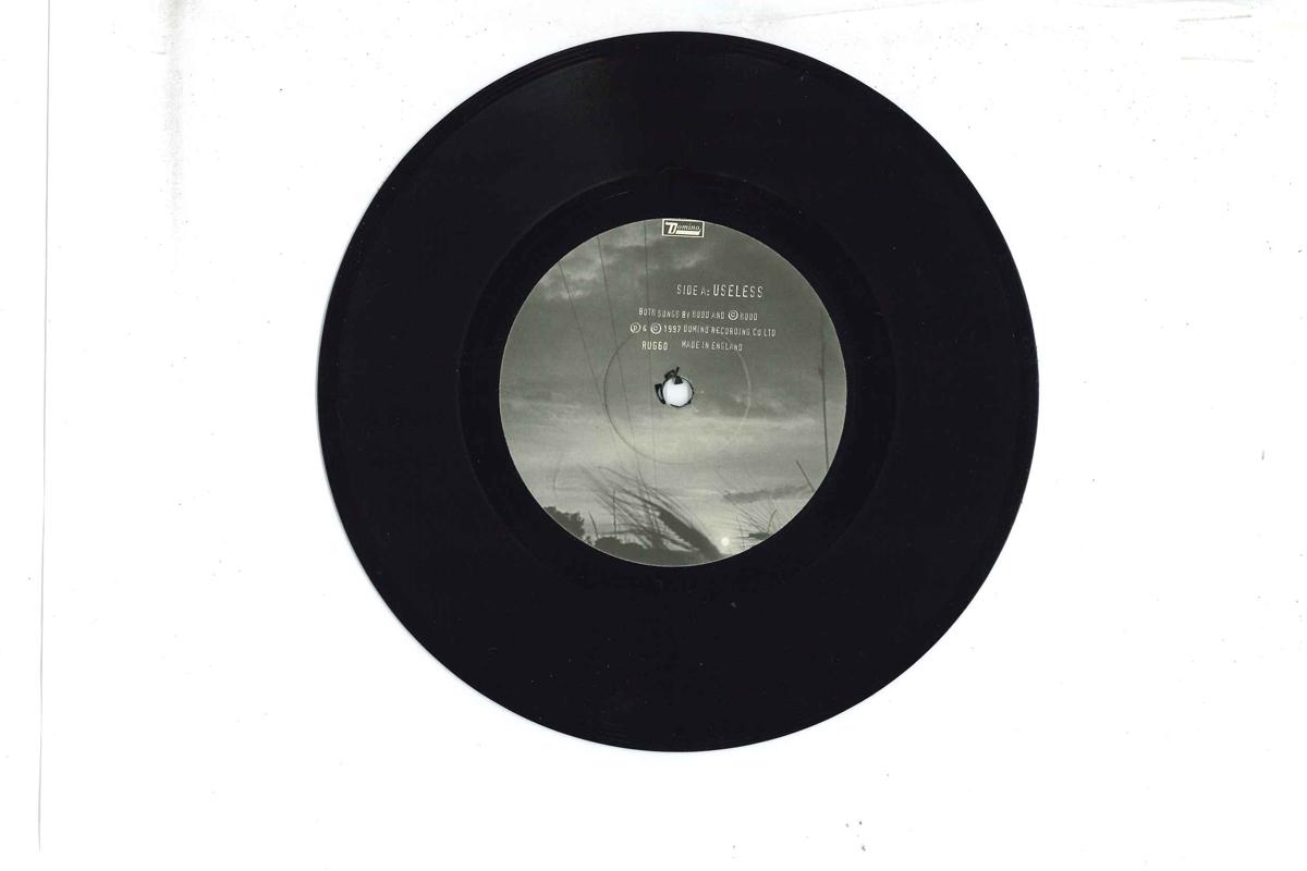 7inch Record HOOD - Useless / Sea Against The Sand RUG60 DOMINO 1997 UK Rock Used
7inch Record HOOD - Useless / Sea Against The Sand RUG60 DOMINO 1997 UK Rock Used