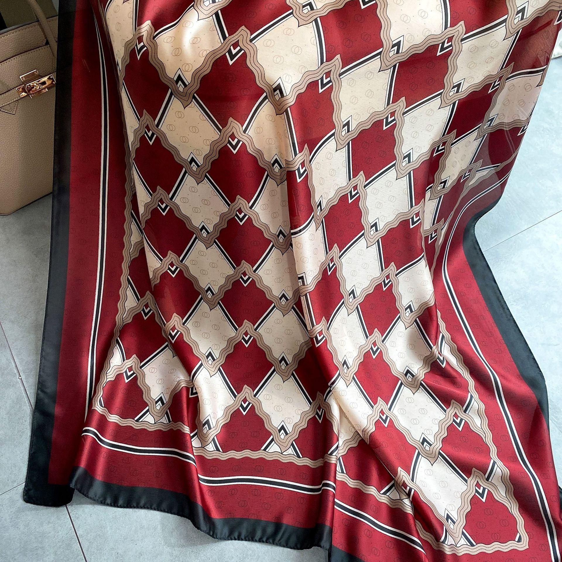 Высококачественные роскошные шелковые шарфы, повязка на голову, шарфы, шейный шарф для женщин, шелковый шарф с цепочкой, женская декоративная шаль 180-90cm
Высококачественные роскошные шелковые шарфы, повязка на голову, шарфы, шейный шарф для женщин, шелковый шарф с цепочкой, женская декоративная шаль 180-90cm