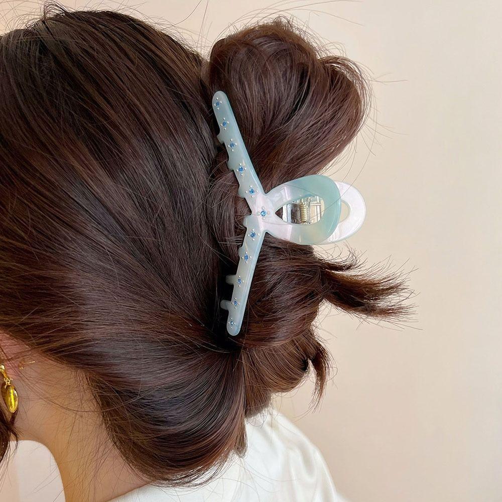 For Women Headwear Korean Style Shark Clip Hair Accessories Diamond Blue Hair Claw Hair Grab Clip
For Women Headwear Korean Style Shark Clip Hair Accessories Diamond Blue Hair Claw Hair Grab Clip