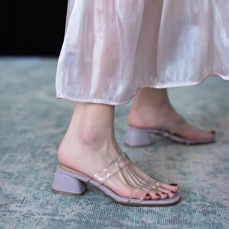 Peep Toe Women s 2026 Summer Newest Style Fashion Thick Heel Women Slippers Transparent Mid-heel Female Sandals 41 фіолетовий
Peep Toe Women s 2026 Summer Newest Style Fashion Thick Heel Women Slippers Transparent Mid-heel Female Sandals 41 фіолетовий