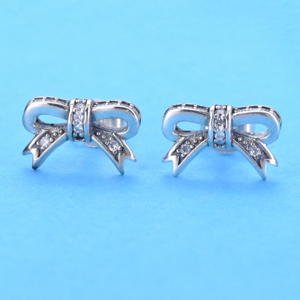 S925 Sterling Silver Bowknot Stud Earrings - Classic & Cute for Women 925 Sterling Silver
S925 Sterling Silver Bowknot Stud Earrings - Classic & Cute for Women 925 Sterling Silver