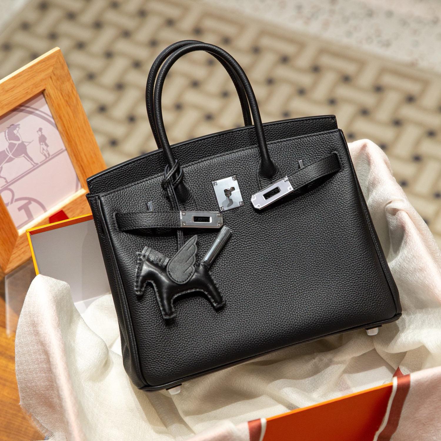 Сумка-трансформер из коровьей кожи Togo с внутренним швом Safi Thread Platinum с высокой вместимостью 25/30 через плечо 25x14x19cm
Сумка-трансформер из коровьей кожи Togo с внутренним швом Safi Thread Platinum с высокой вместимостью 25/30 через плечо 25x14x19cm