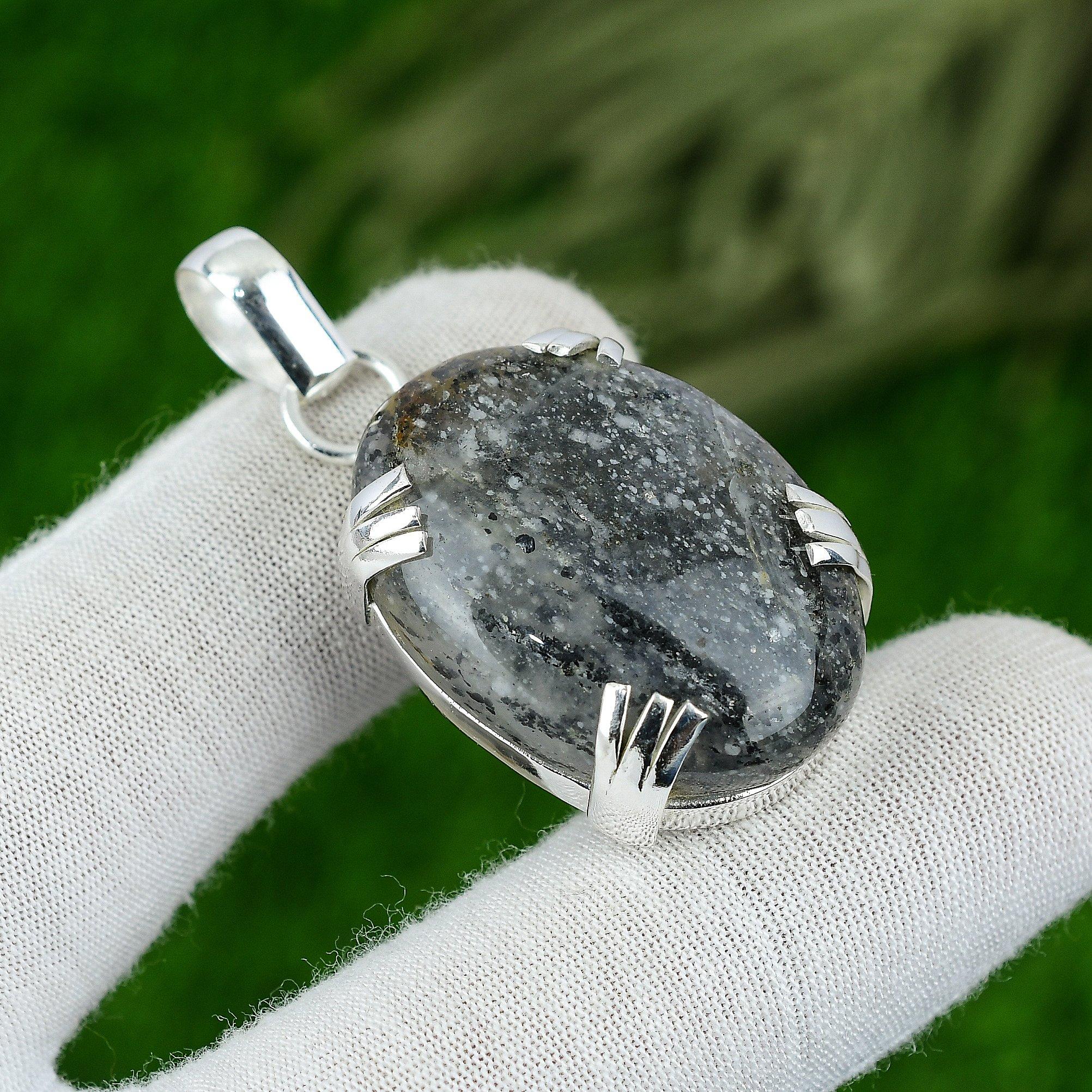 Womens day Deal 925 Sterling Silver Black Sunstone Gemstone New Pendant Jewelry
Womens day Deal 925 Sterling Silver Black Sunstone Gemstone New Pendant Jewelry