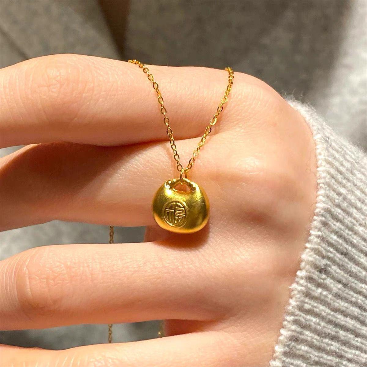 Gold Shop Style: Women s Small Fat Fu Gold Peace Lock Necklace - Classic, Cute Fu Bag Design
Gold Shop Style: Women s Small Fat Fu Gold Peace Lock Necklace - Classic, Cute Fu Bag Design