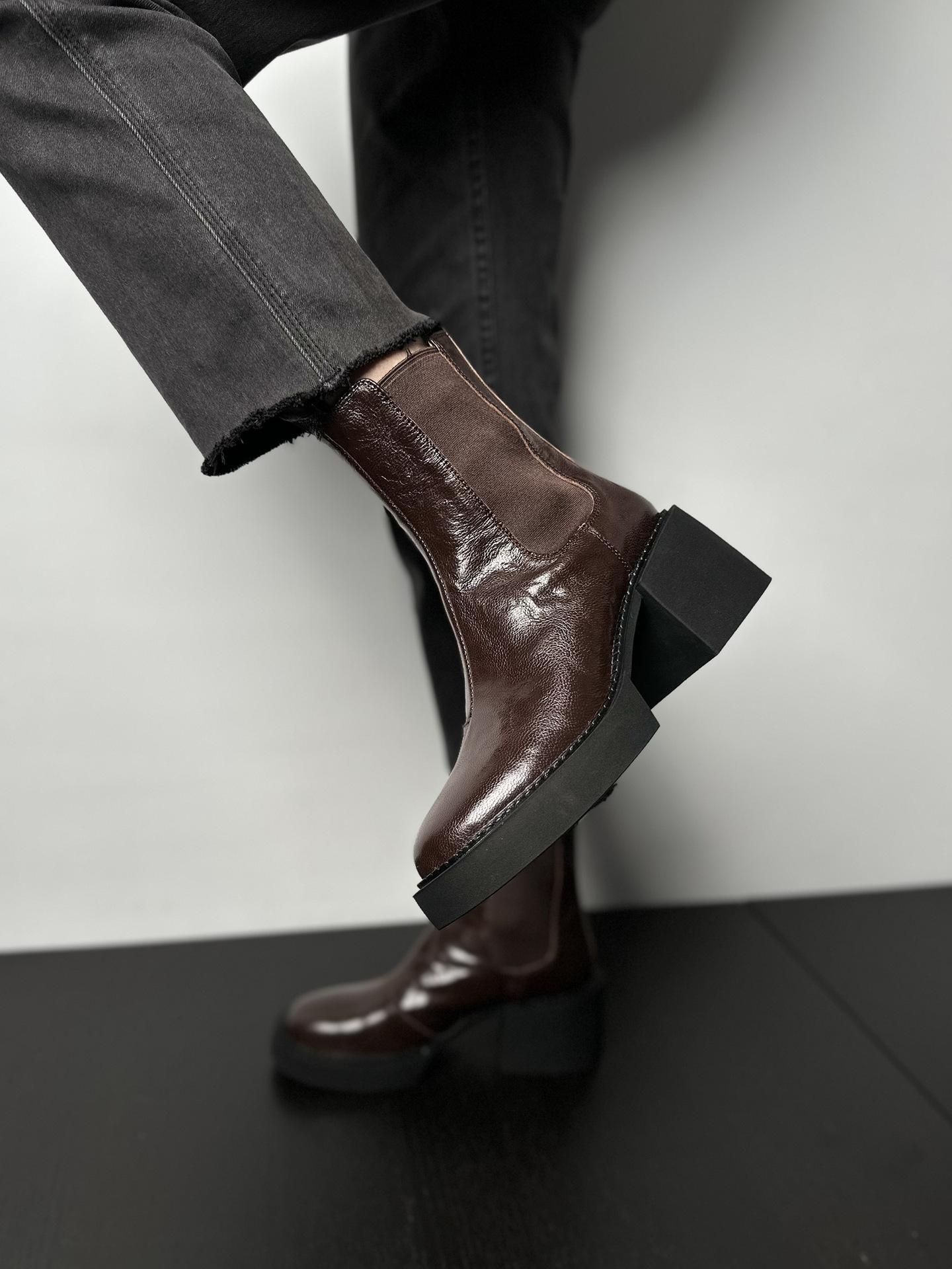 Nipai thick heel short boots women s high heel Chelsea boots short tube 2025 autumn new small height-increasing platform boots 39 коричневый
Nipai thick heel short boots women s high heel Chelsea boots short tube 2025 autumn new small height-increasing platform boots 39 коричневый