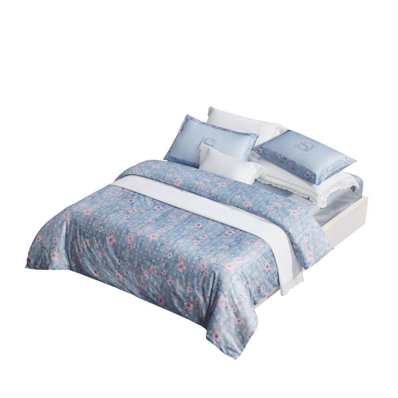 Mercury Home Textiles LV Co-Branded Mulberry Silk All-Season Quilt
Mercury Home Textiles LV Co-Branded Mulberry Silk All-Season Quilt