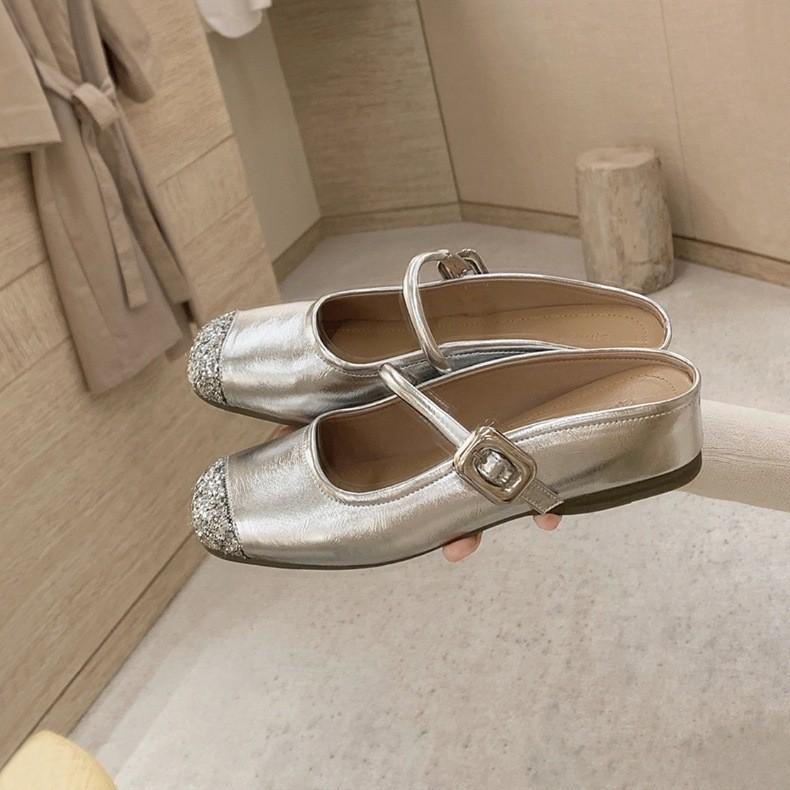 inner height increase leather sequined silver slippers women s summer cool slippers outer wear bag head thick bottom half slippers 35
inner height increase leather sequined silver slippers women s summer cool slippers outer wear bag head thick bottom half slippers 35