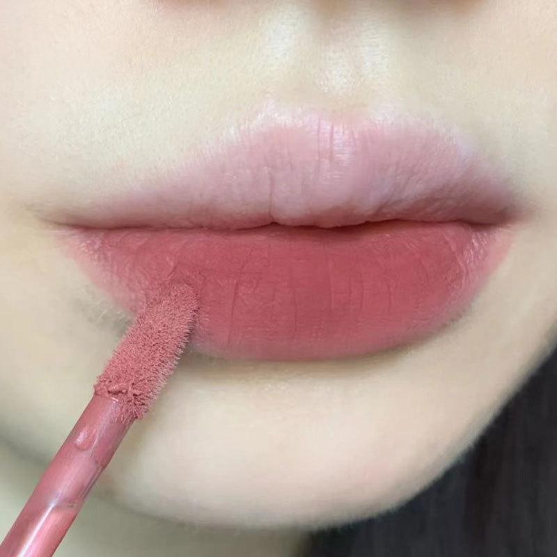 Long-Lasting Lip Gloss Matte Finish Non-Sticky Moisturizing Lip Stain Liquid Lipstick Makeup Cosmetic For Women Girls
Long-Lasting Lip Gloss Matte Finish Non-Sticky Moisturizing Lip Stain Liquid Lipstick Makeup Cosmetic For Women Girls