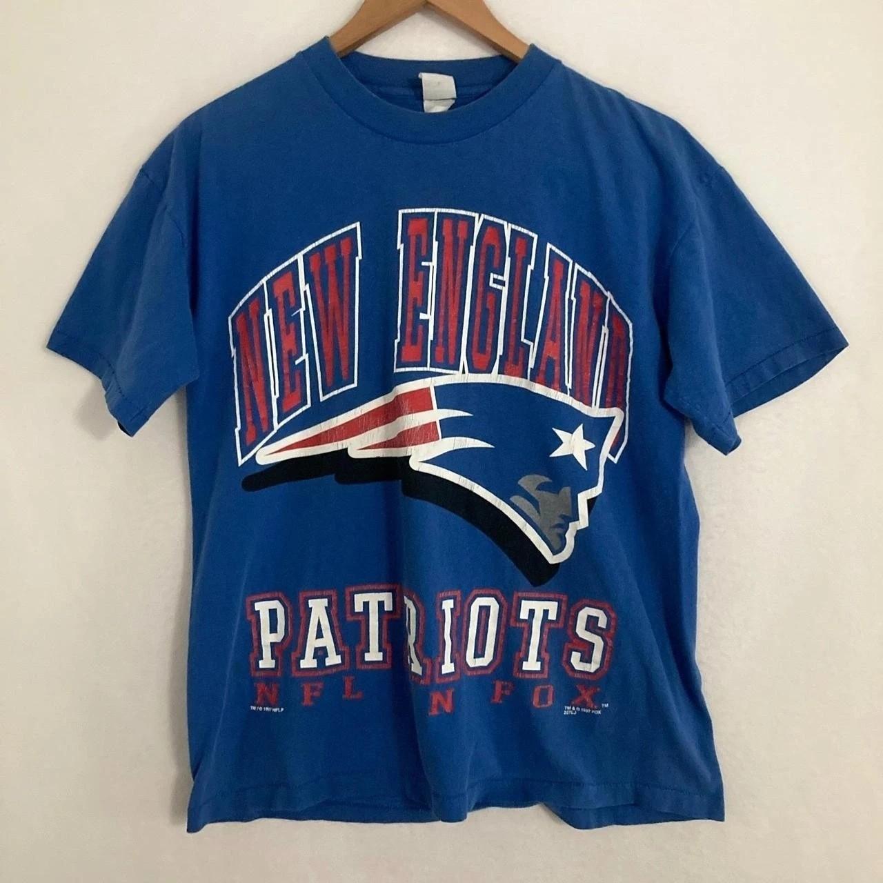 1997 New England Patriots NFL Graphic Blue Unisex T shirt Reprint S-5XL KH18373 Unisex T-Shirt M
1997 New England Patriots NFL Graphic Blue Unisex T shirt Reprint S-5XL KH18373 Unisex T-Shirt M