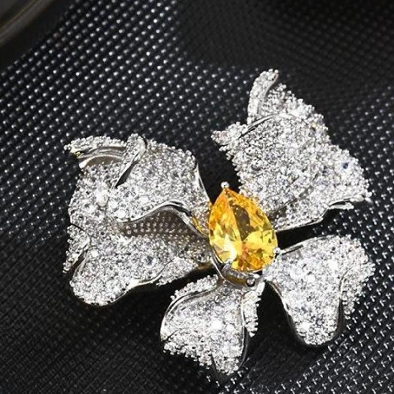 Light Luxury Zircon Elegant Exquisite Versatile Luxury Butterfly Brooch Elegant Temperament Bow Corsage Accessories срібний
Light Luxury Zircon Elegant Exquisite Versatile Luxury Butterfly Brooch Elegant Temperament Bow Corsage Accessories срібний