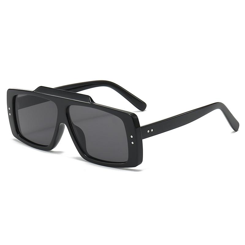 Polarized UV Protection Lightweight Comfortable Durable High Quality Stylish Retro Trendy Female Male Sun Glasses
Polarized UV Protection Lightweight Comfortable Durable High Quality Stylish Retro Trendy Female Male Sun Glasses