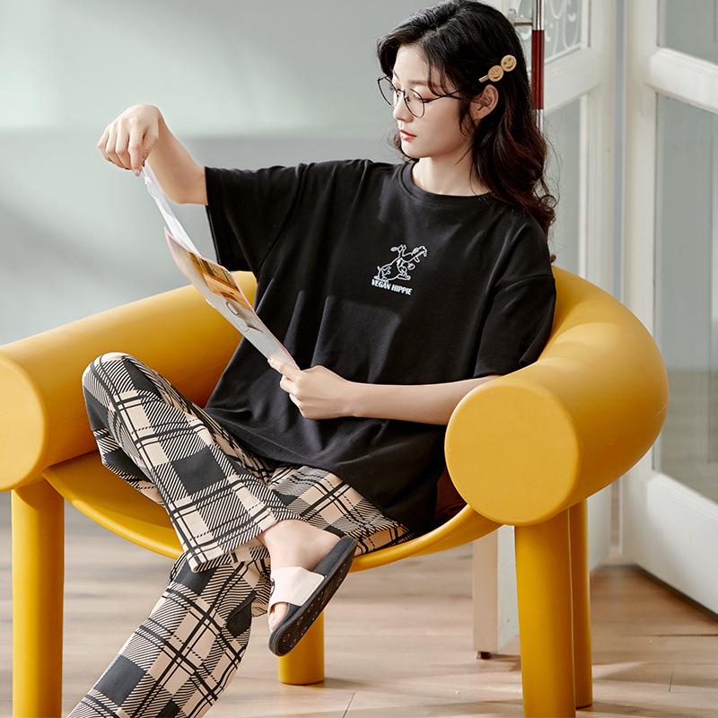 Summer Couple Pajamas Set: Women s Short Sleeve Plaid Top with Long Pants, Pure Cotton Casual Sportswear, Men s Plus Size, Spring/Summer Collection. M
Summer Couple Pajamas Set: Women s Short Sleeve Plaid Top with Long Pants, Pure Cotton Casual Sportswear, Men s Plus Size, Spring/Summer Collection. M