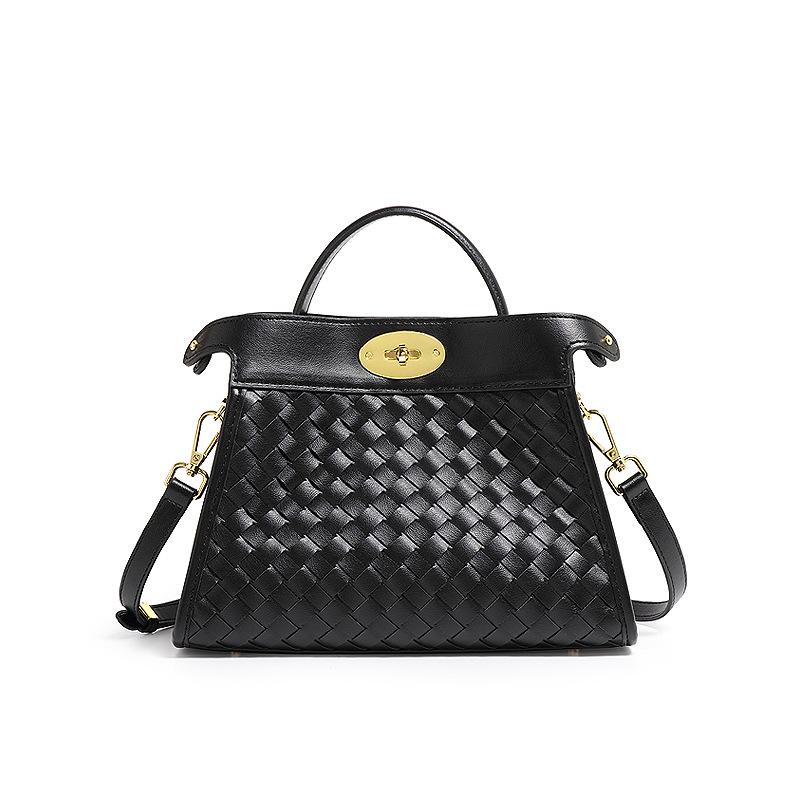 Текстурная трендовая сумочка модная плетеная сумка высококлассная изысканная сумка-мессенджер женская простая сумка через плечо
Текстурная трендовая сумочка модная плетеная сумка высококлассная изысканная сумка-мессенджер женская простая сумка через плечо