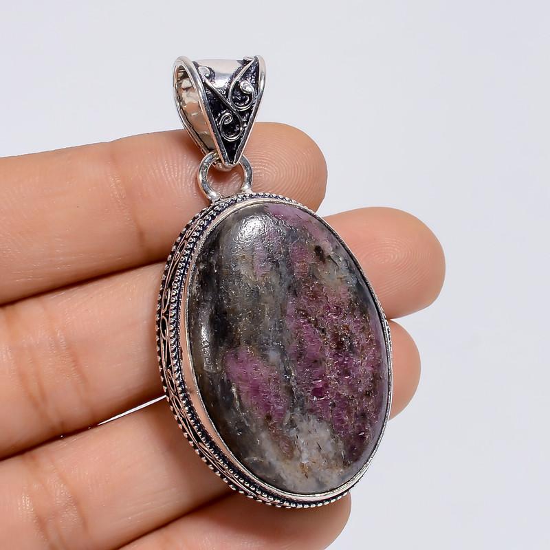 Personalized Silver Cuff Pendant for Boyfriend with Custom Engraving Option 8-9
Personalized Silver Cuff Pendant for Boyfriend with Custom Engraving Option 8-9