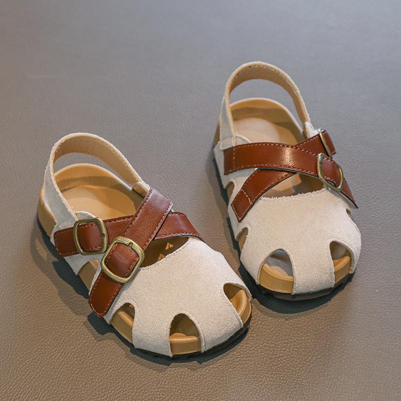 Летние корейские сандалии Birkenstock для девочек, закрытые с вырезами, с перекрестными ремешками, с мягкой подошвой, пляжные шлепанцы для малышей 23 бежевый
Летние корейские сандалии Birkenstock для девочек, закрытые с вырезами, с перекрестными ремешками, с мягкой подошвой, пляжные шлепанцы для малышей 23 бежевый