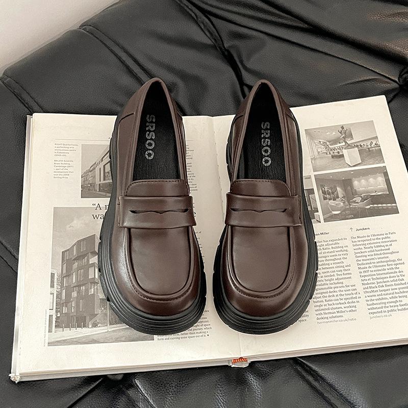 Fashion retro versatile platform loafers for women s 2025 summer new small people to increase their height and thick soles to wear small leather shoes 35 коричневый
Fashion retro versatile platform loafers for women s 2025 summer new small people to increase their height and thick soles to wear small leather shoes 35 коричневый