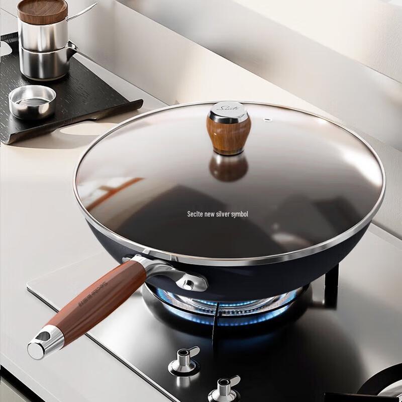 Xinsite TC34 Deep Nitrided Iron Wok
Xinsite TC34 Deep Nitrided Iron Wok