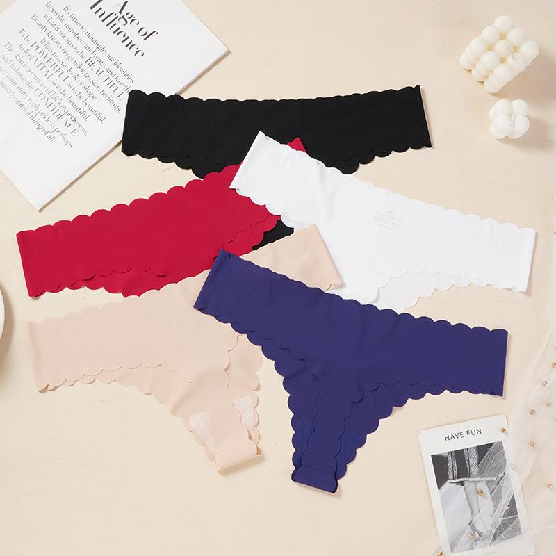 Сексуальные стринги с низкой талией, бесшовные стринги с волнистыми краями, удобное и дышащее женское нижнее белье M белый
Сексуальные стринги с низкой талией, бесшовные стринги с волнистыми краями, удобное и дышащее женское нижнее белье M белый