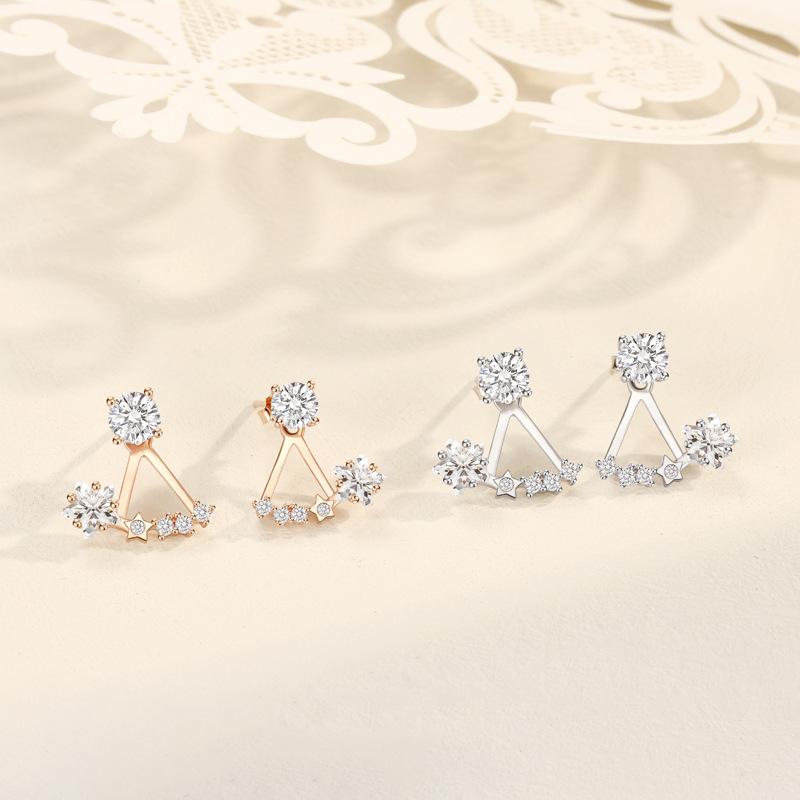 Star Fan Stud Earrings Female Korean Version Personality Temperament Wear More Lucky Five-pointed Star Creative Diamond Earrings
Star Fan Stud Earrings Female Korean Version Personality Temperament Wear More Lucky Five-pointed Star Creative Diamond Earrings