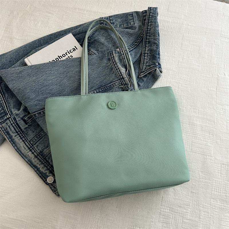 Однотонная вместительная сумка для отдыха 2025 года, универсальная сумка через плечо и подмышку, сумка-тоут в иностранном стиле зелёный
Однотонная вместительная сумка для отдыха 2025 года, универсальная сумка через плечо и подмышку, сумка-тоут в иностранном стиле зелёный