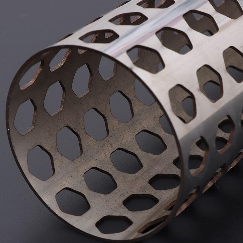 Precision 3D Laser Engraving & Cutting: Stainless Steel Parts with Hollow-out and Hole Punching
Precision 3D Laser Engraving & Cutting: Stainless Steel Parts with Hollow-out and Hole Punching