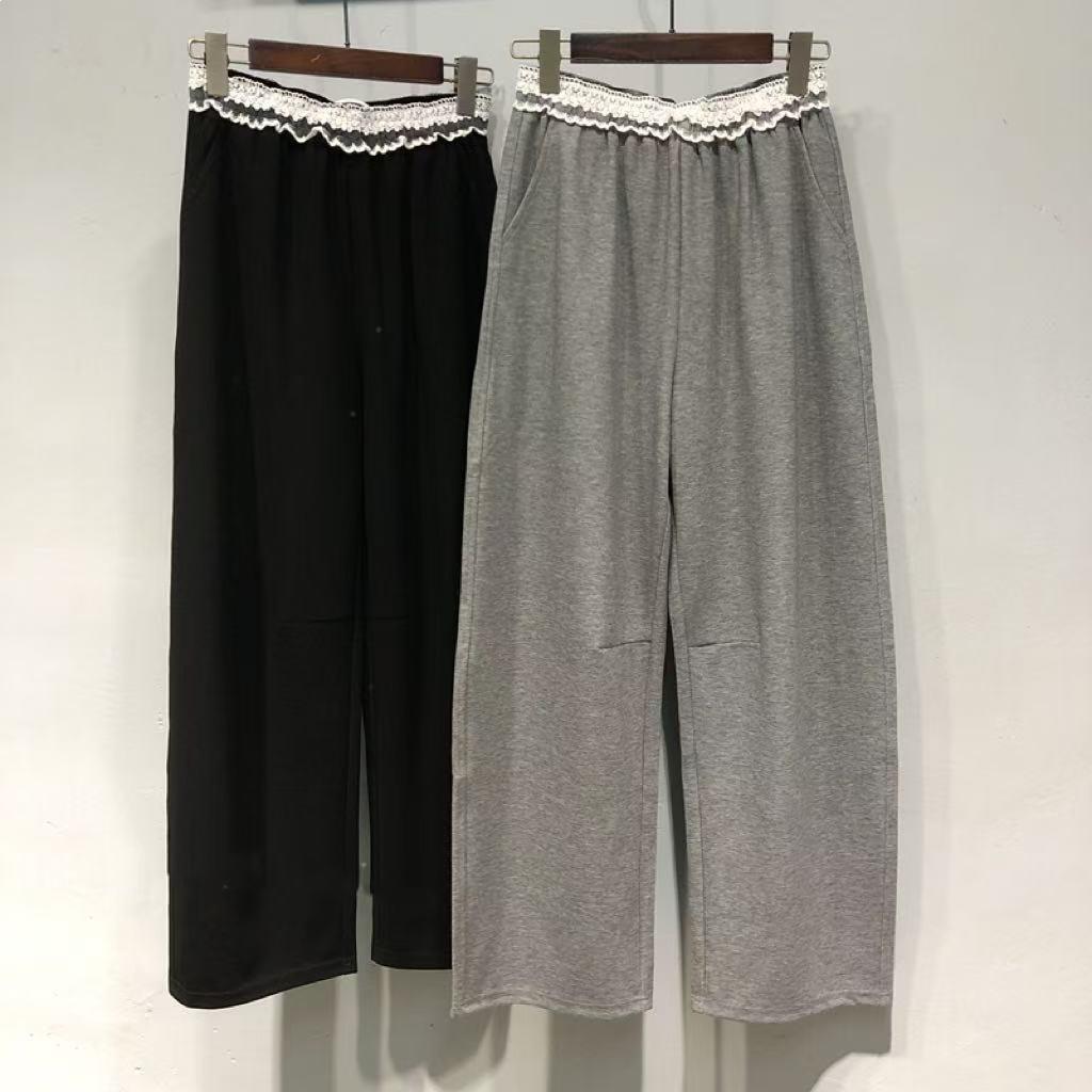 Spring 2026 Plus Size Elastic Waist Wide-Leg Sweatpants with Lace Trim for Women 3XL (200-250 jin) сірий колір
Spring 2026 Plus Size Elastic Waist Wide-Leg Sweatpants with Lace Trim for Women 3XL (200-250 jin) сірий колір