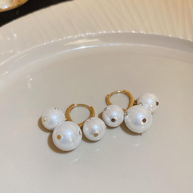 Набор жемчужных серег Серьги-подвески в виде бабочек для женщин Металлические полые серьги с золотым покрытием Мультяшные украшения 29#
Набор жемчужных серег Серьги-подвески в виде бабочек для женщин Металлические полые серьги с золотым покрытием Мультяшные украшения 29#