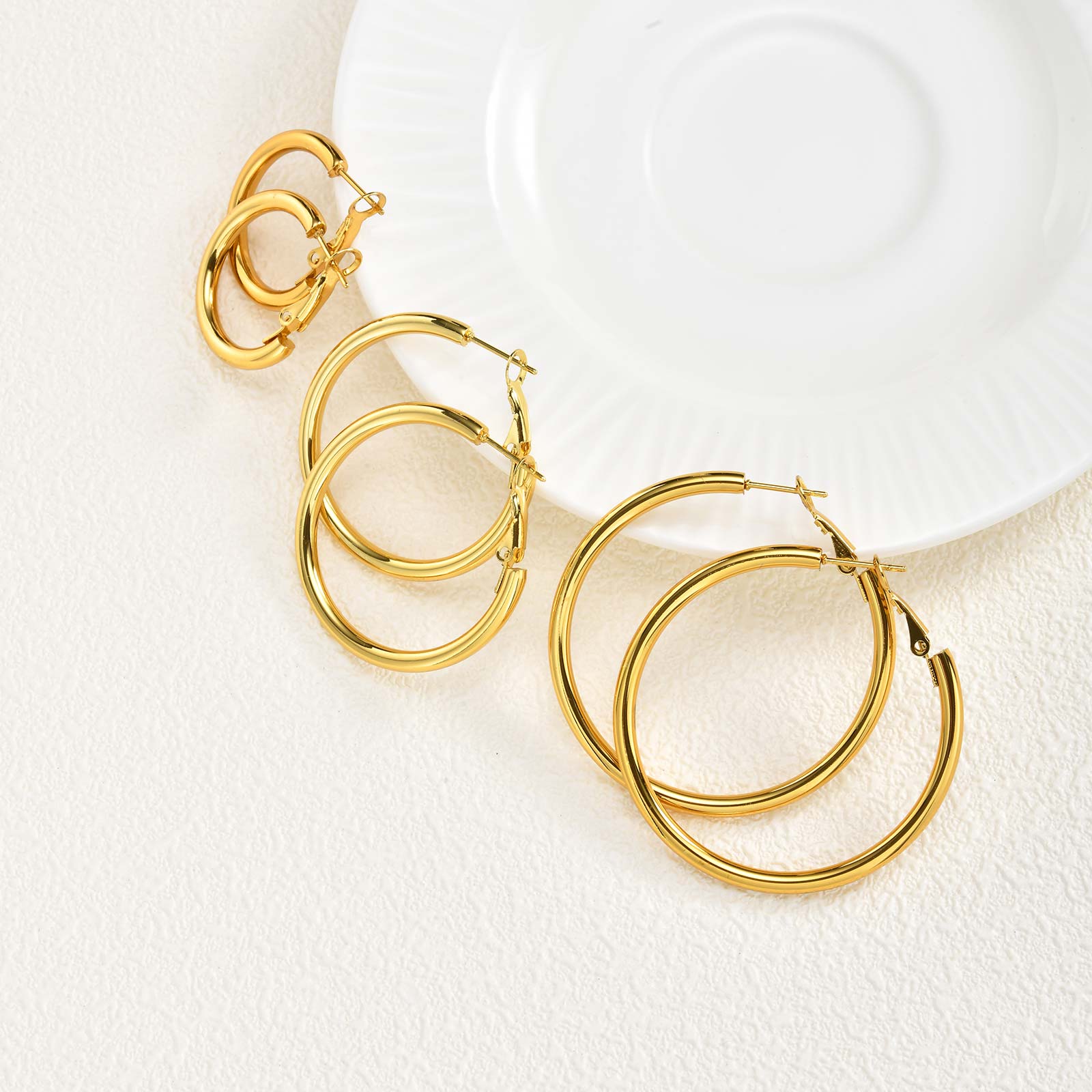 3pic Set Stainless Steel Round Earrings for Women Girls,Gold Color Waterproof Hoop Earrings,Minimalist Jewelry Gift
3pic Set Stainless Steel Round Earrings for Women Girls,Gold Color Waterproof Hoop Earrings,Minimalist Jewelry Gift