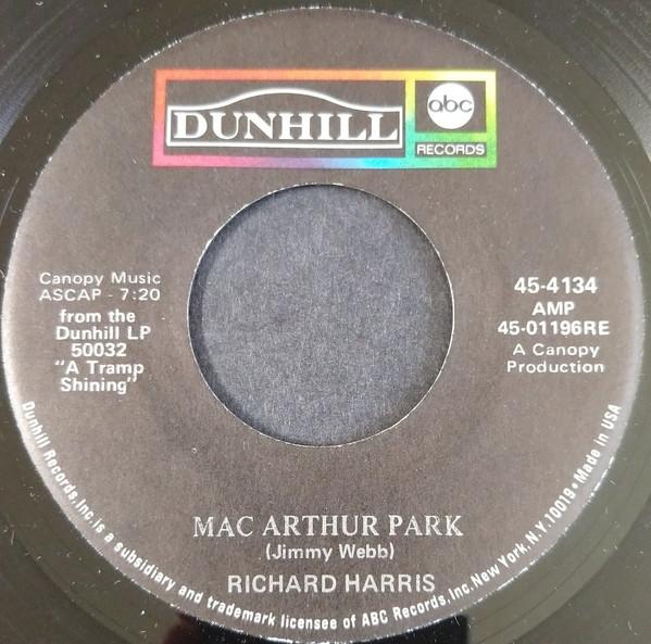 7inch Record RICHARD HARRIS - Mac Arthur Park 454134 Dunhill 1968 US Pop Used
7inch Record RICHARD HARRIS - Mac Arthur Park 454134 Dunhill 1968 US Pop Used