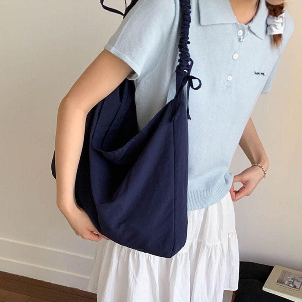 Simple Nylon Crossbody Bags Solid Color Underarm Bag Trendy Pleated Shoulder Bag Spring Summer темно-синього кольору
Simple Nylon Crossbody Bags Solid Color Underarm Bag Trendy Pleated Shoulder Bag Spring Summer темно-синього кольору