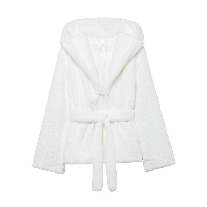 2025 Winter European & American Style Faux Fur Belted Coat Large білий
2025 Winter European & American Style Faux Fur Belted Coat Large білий