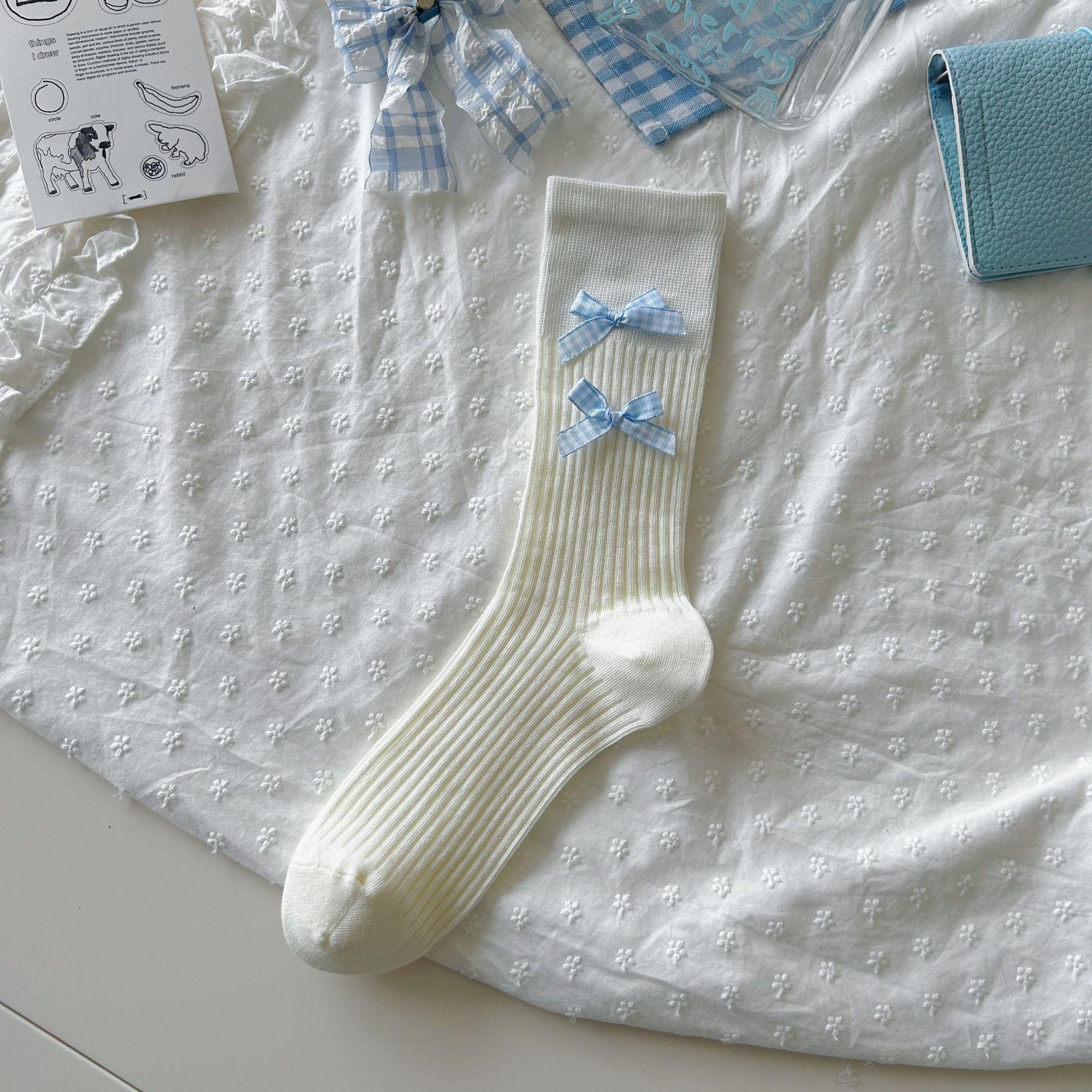 New Sweet Hand-Sewn Plaid Ribbon Bow Lolita Pure Desire Wind Student Socks One size fits all (individually packaged)
New Sweet Hand-Sewn Plaid Ribbon Bow Lolita Pure Desire Wind Student Socks One size fits all (individually packaged)