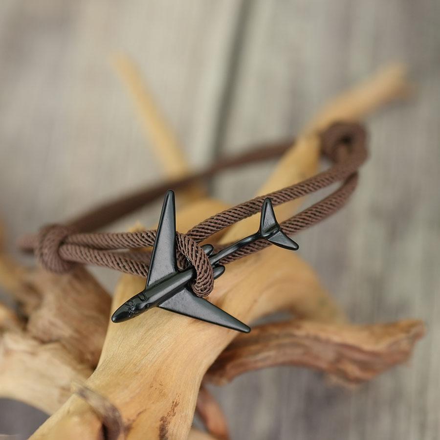 Noter New 5 Colors Bilayer Aircraft Bracelet Men Sliding Adjustable Grade A 3mm Thin String Braslet Pulseria Hombre Accessories Adjustable коричневий
Noter New 5 Colors Bilayer Aircraft Bracelet Men Sliding Adjustable Grade A 3mm Thin String Braslet Pulseria Hombre Accessories Adjustable коричневий