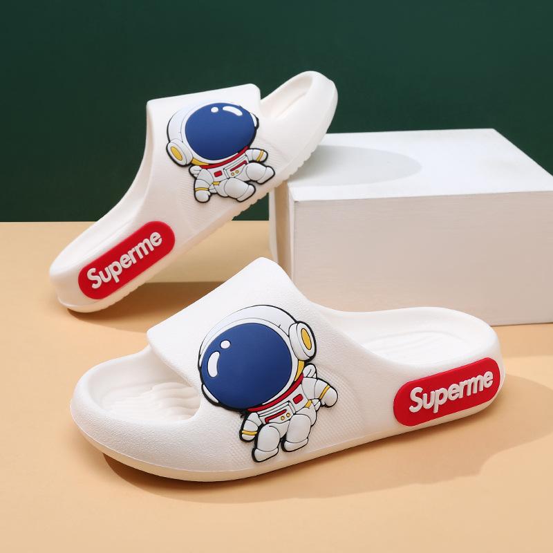 Astronaut Adorable Cartoon Design Boys Slippers Lightweight Eva Footwear Summer 24/25 білий
Astronaut Adorable Cartoon Design Boys Slippers Lightweight Eva Footwear Summer 24/25 білий