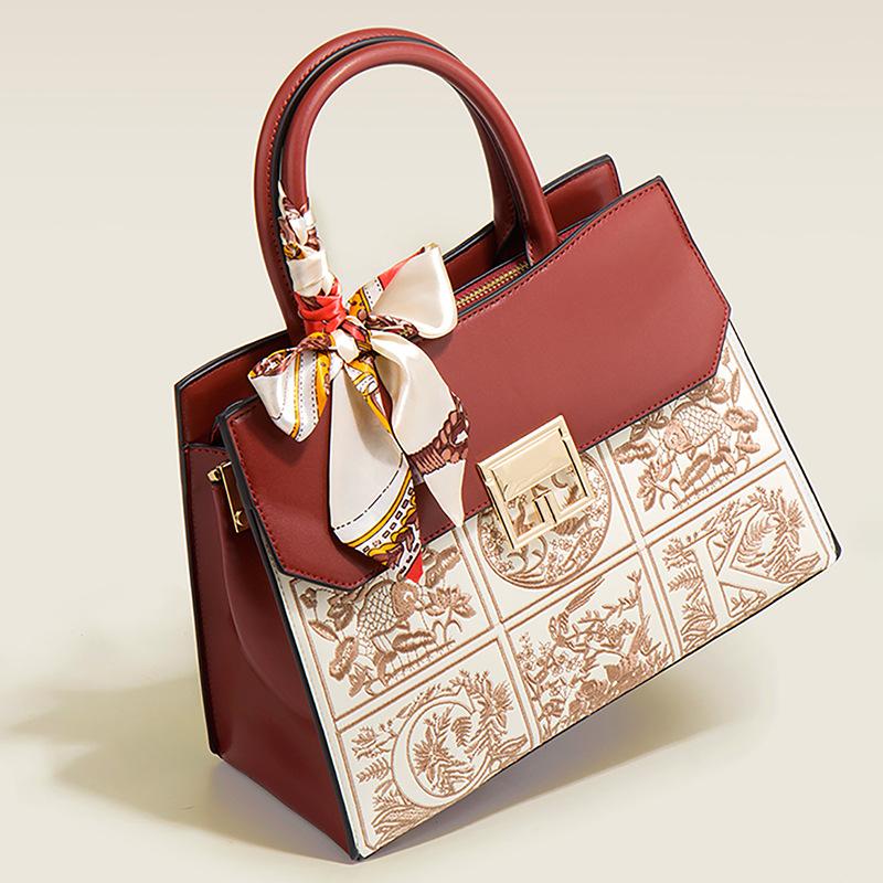 Mom bag 2025 new high-end artificial embroidered handbag middle-aged women s bag messenger bag fashion handbag красный
Mom bag 2025 new high-end artificial embroidered handbag middle-aged women s bag messenger bag fashion handbag красный