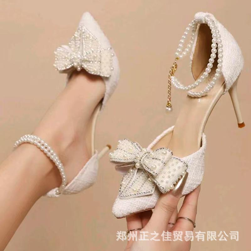 Spring and summer new women s high heels stiletto hollow bow dress bridal wedding shoes nude single shoes 34 белый
Spring and summer new women s high heels stiletto hollow bow dress bridal wedding shoes nude single shoes 34 белый