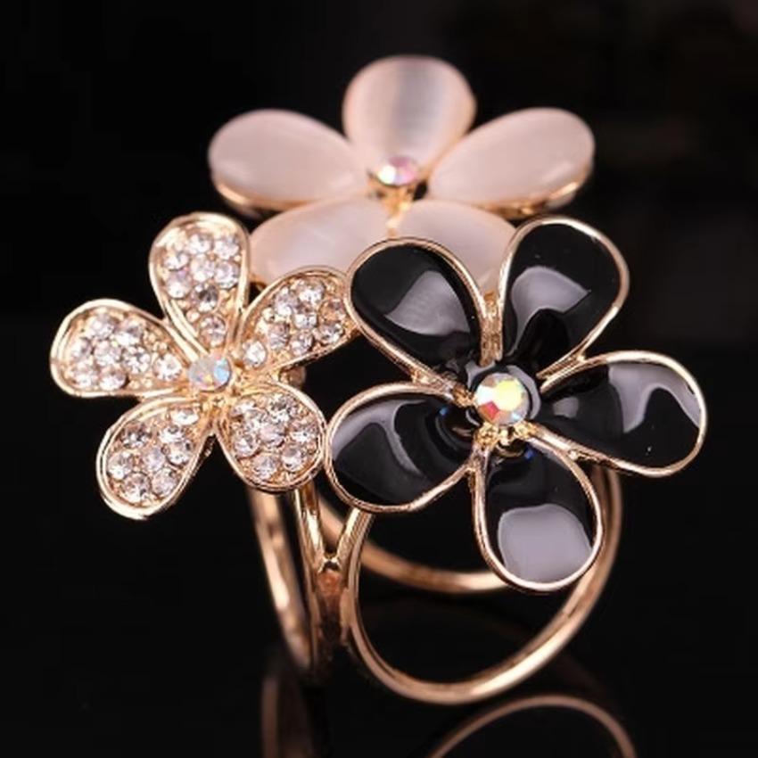 1 Pcs Flowers Brooch Scarf Buckle Bouquet Luxury Crystal Rhinestone Scarf Clips for Women Christmas Xmas Jewelry белый
1 Pcs Flowers Brooch Scarf Buckle Bouquet Luxury Crystal Rhinestone Scarf Clips for Women Christmas Xmas Jewelry белый