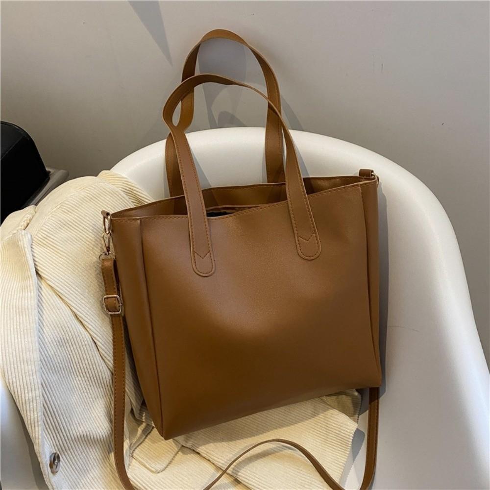 Commuting Large Capacity Bag Large Capacity One Shoulder Bag Lightweigh Casual Bag Girls коричневый
Commuting Large Capacity Bag Large Capacity One Shoulder Bag Lightweigh Casual Bag Girls коричневый